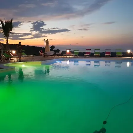 Agriturismo Armania Фермерский дом Россано