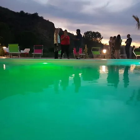 Agriturismo Armania 팜스테이 로사노