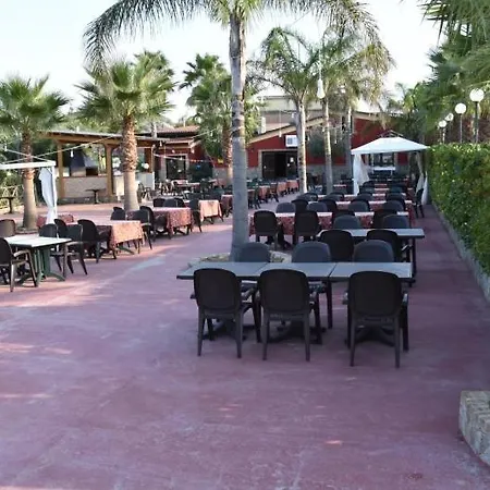 Agriturismo Armania 팜스테이 *